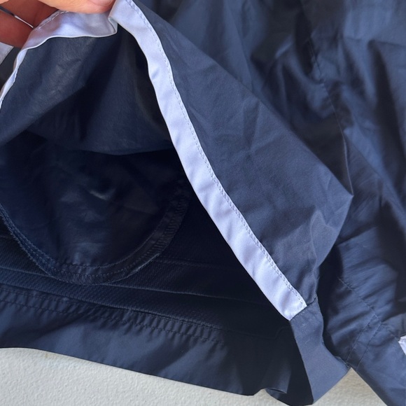 Nike Athletic Shorts Lightweight Performance - Picture 4 of 4